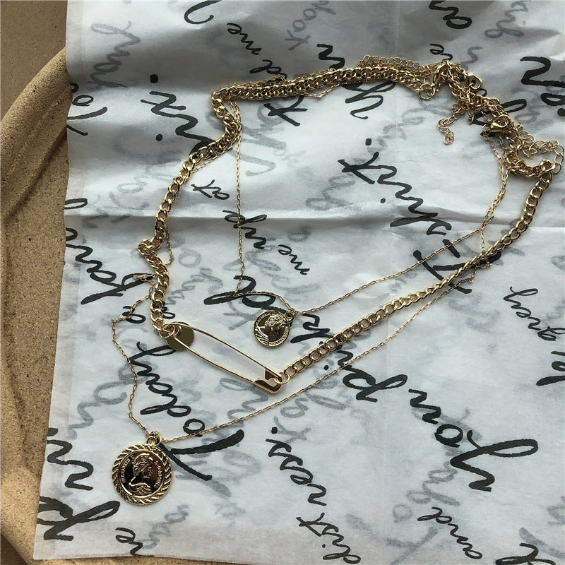 PUNK NECKLACE