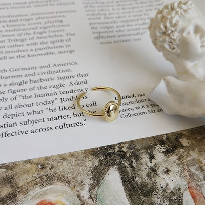 Adjustable geometric ring