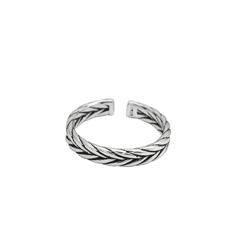 Woven pattern ring twist ring