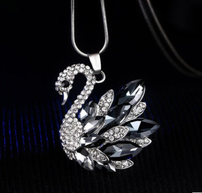 Little swan simple long necklace