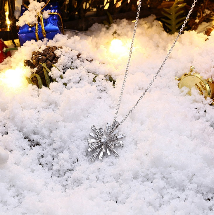 Christmas snowflake necklace
