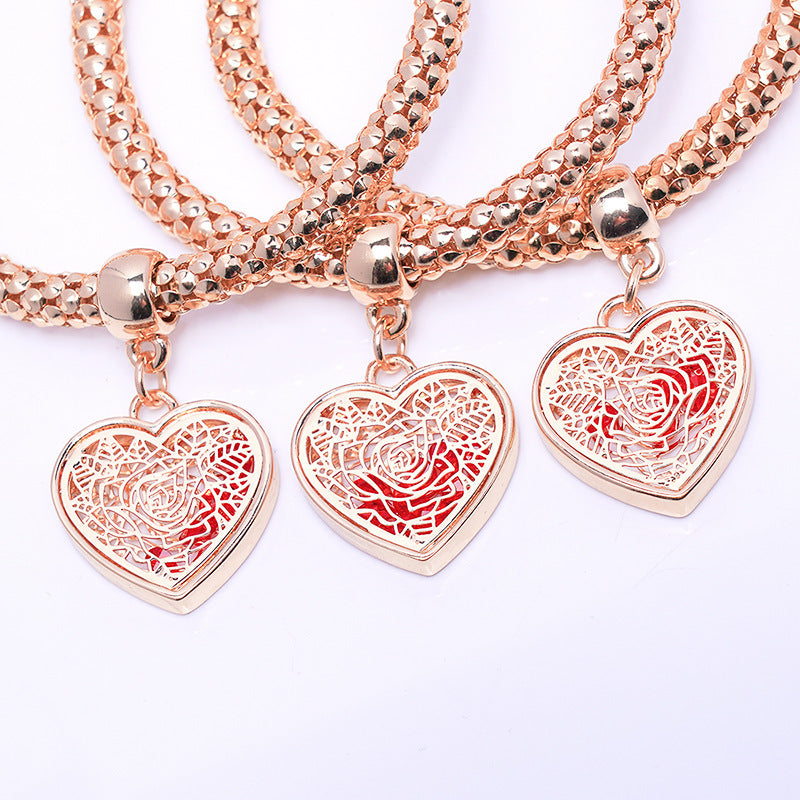 Three-color Corn Chain Rose Peach Heart Bracelet