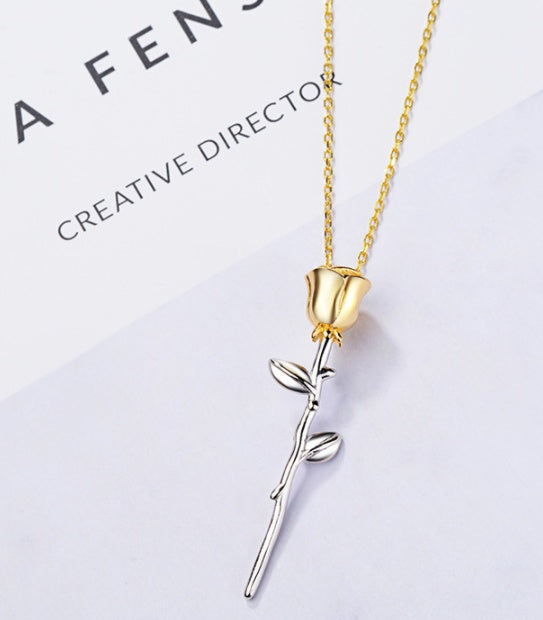 Ladies flower necklace