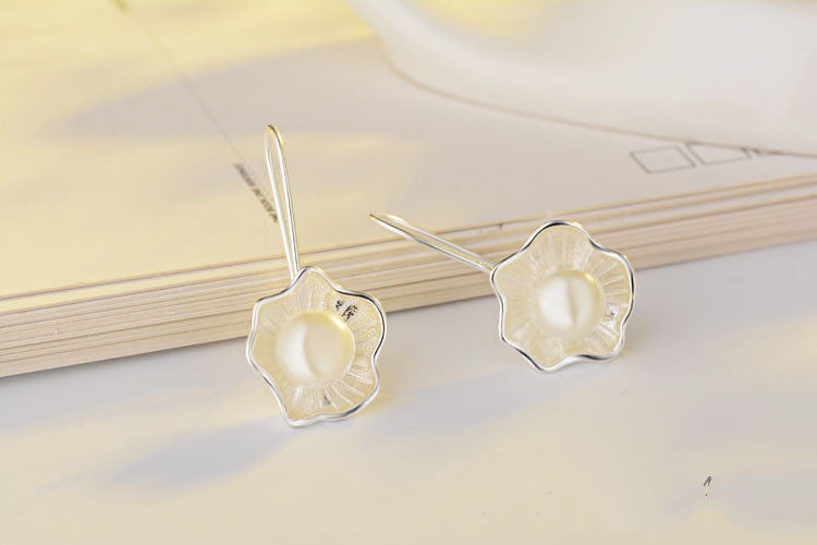Ladies Silver Pearl Lotus Earrings