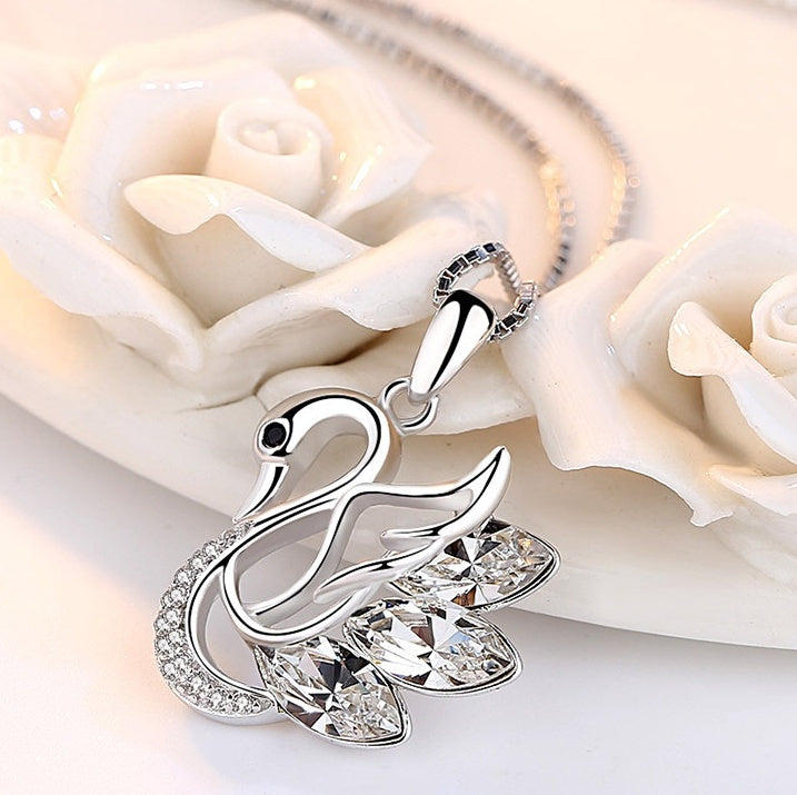Glitter Swan Pendant necklace clavicle chain