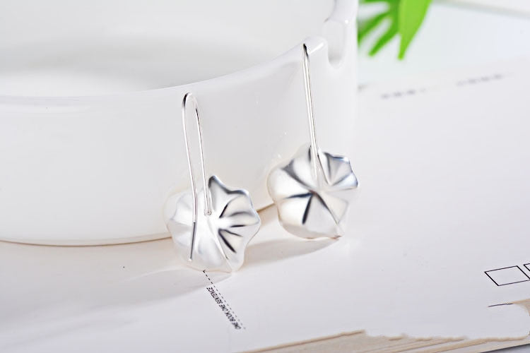 Ladies Silver Pearl Lotus Earrings
