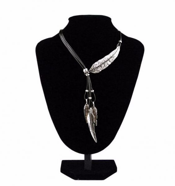 Leaf Feather Necklace