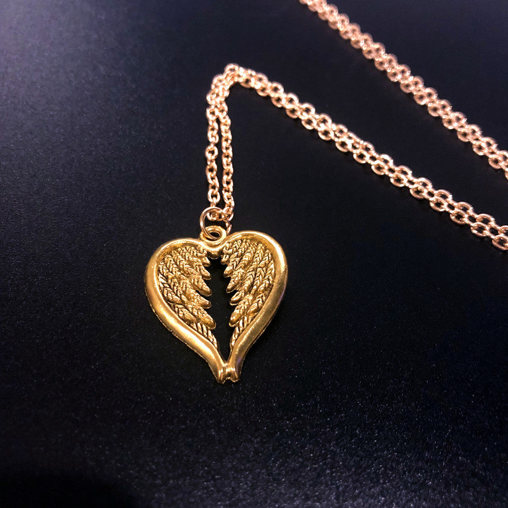 Popular Necklace Vintage Wings Love Pendant Necklace