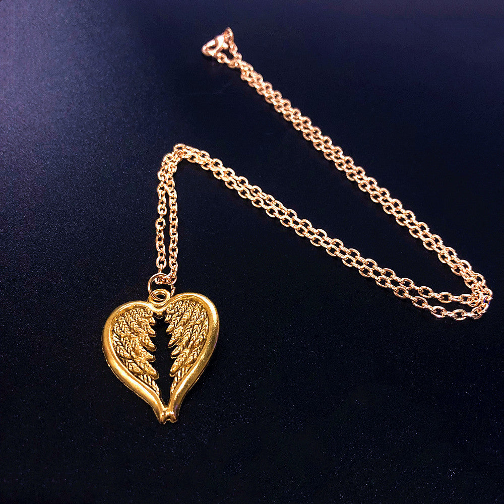 Popular Necklace Vintage Wings Love Pendant Necklace