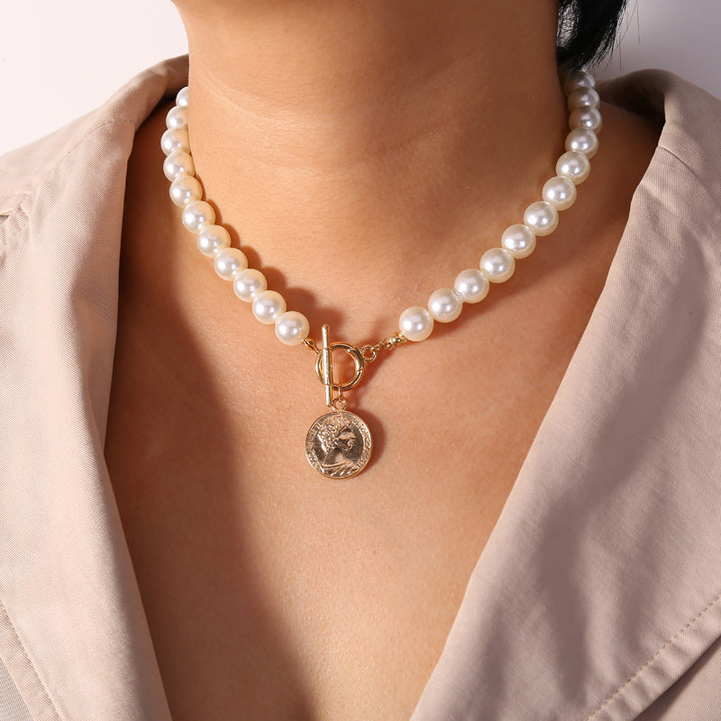 Multilayer Pearl Butterfly Necklace Multilayer Necklace Lady