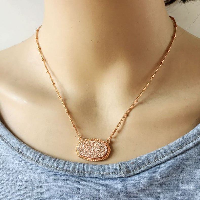 Colorful pendant necklace