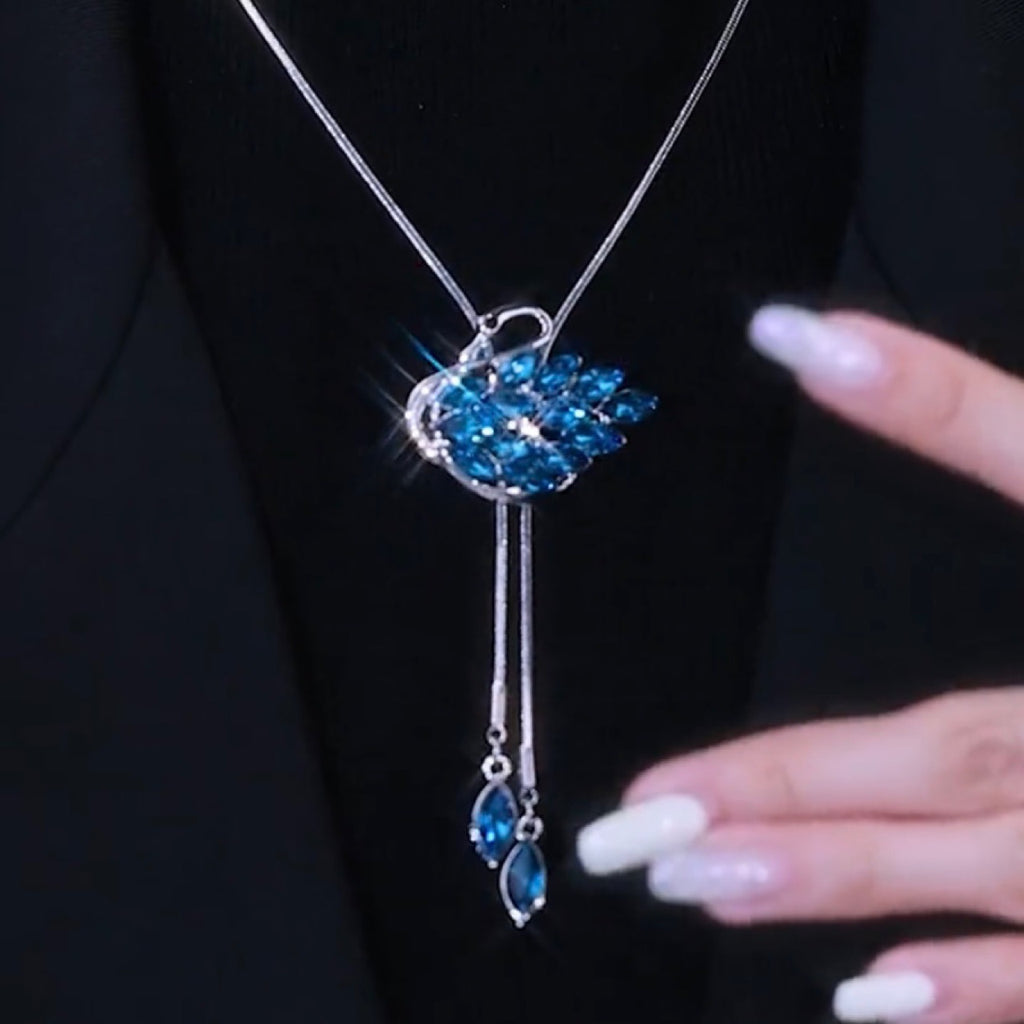 Women's Copper Alloy Swan Necklace