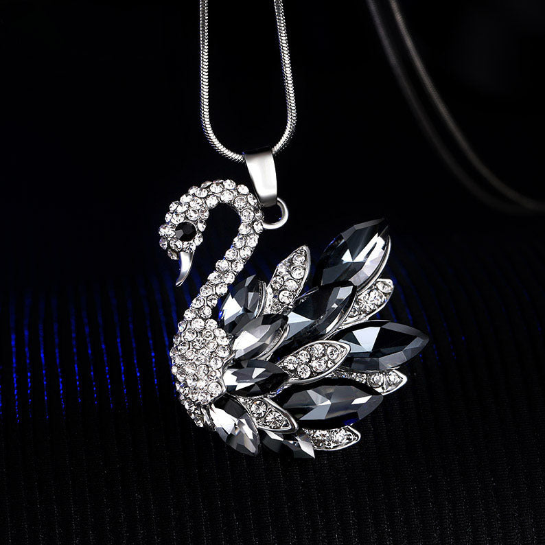 Little swan simple long necklace