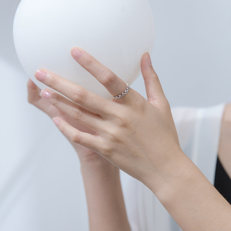 Diamond crown ring