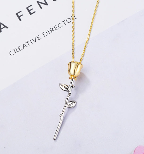 Ladies flower necklace