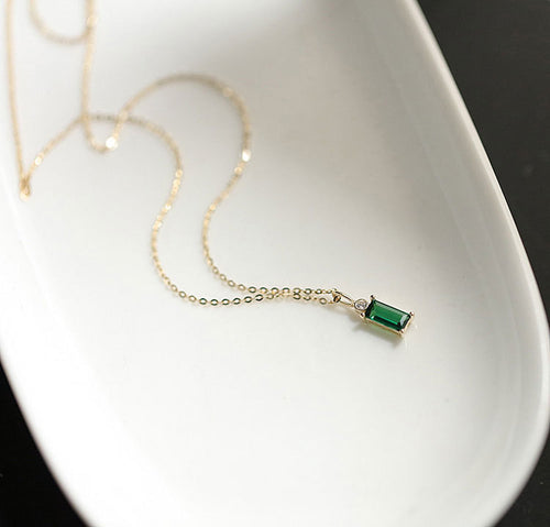 Princess Square Four Prongs Inlaid Japanese And Korean Pendant Necklace