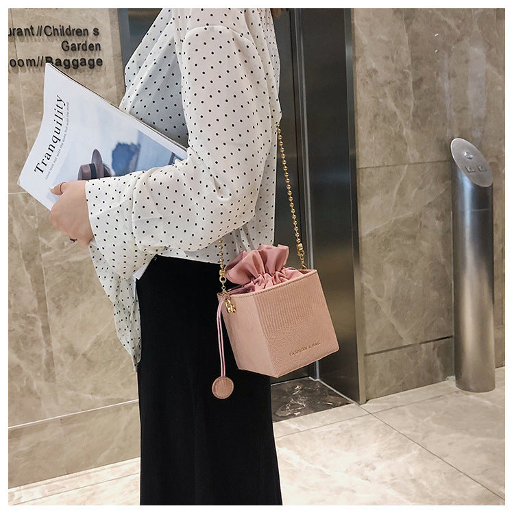 Women's bags new pumping bucket bag