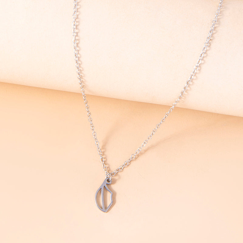 Creative Lips Pendant Necklace Silver Stainless Steel Necklaces Chokers