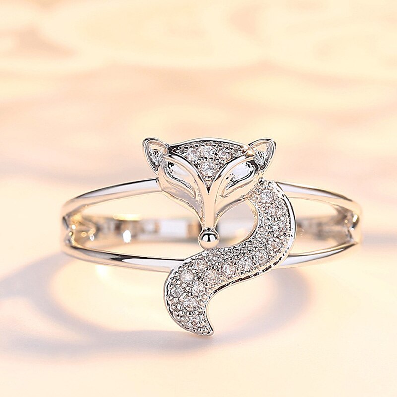 Creative and simple temperament fox ring