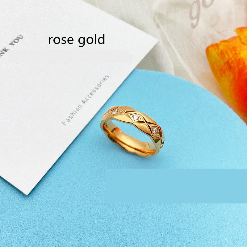 Cross Pattern Diamond Check Ring With Four Diamonds