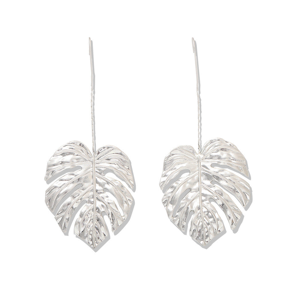 Fashion Simple Petal Lotus Leaf Punk Earrings